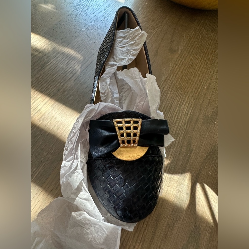 BRAND NEW Navy Blue Women’s Flats